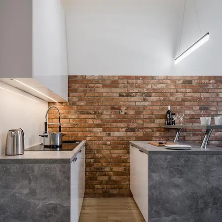 Rynek 2b - Old Town Apartment *